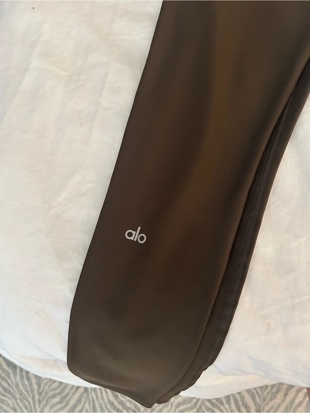 NWT Alo Airlift 7/8 High-Waist Legging, Espresso, Size M